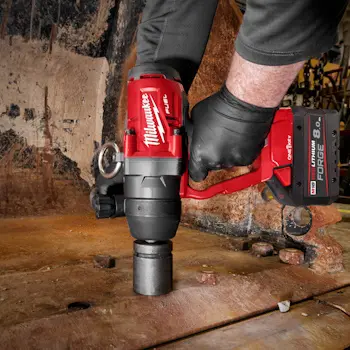Milwaukee aku udarni odvijač 18V + 2x 8Ah FORGE baterija i punjač + HD Box M18 ONEFHIWF1-802X FUEL ONE-KEY 4933499254-6 Milwaukee aku udarni odvijač 18V + 2x 8Ah FORGE baterija i punjač + HD Box M18 ONEFHIWF1-802X FUEL ONE-KEY 4933499254-6