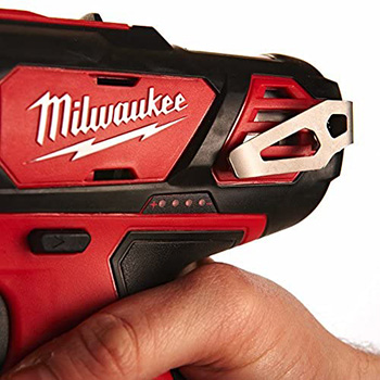 Milwaukee akumulatorska bušilica odvijač 12V 2Ah M12 BDD-202C Milwaukee akumulatorska bušilica odvijač 12V 2Ah M12 BDD-202C