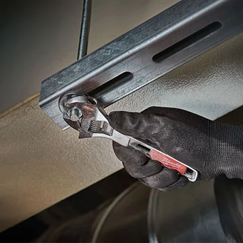 Milwaukee štelujuči ključ 150mm 48227406 Milwaukee štelujuči ključ 150mm 48227406