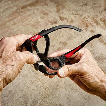 Milwaukee premium zaštitne naočare 4932471885 Milwaukee premium zaštitne naočare 4932471885