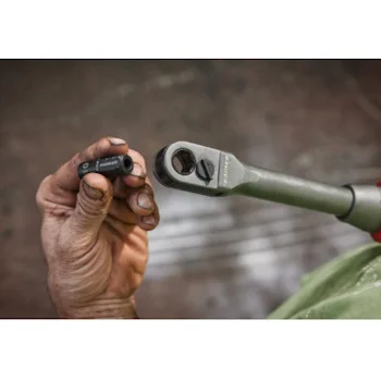 Milwaukee ručica za prolazne nasadne ključeve 12V M12 FPTR-202X 4933499411 Milwaukee ručica za prolazne nasadne ključeve 12V M12 FPTR-202X 4933499411