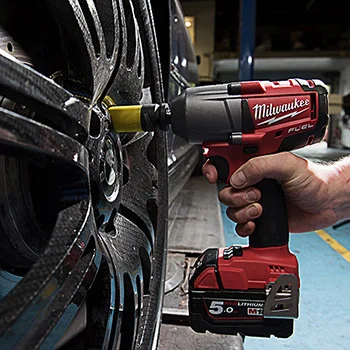 Milwaukee set nasadnih ključeva 17-19-21mm 4932493370-4