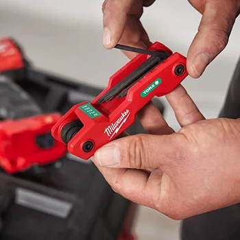 Milwaukee set Torx ključeva na držaču T9-T40 8kom 4932480979 Milwaukee set Torx ključeva na držaču T9-T40 8kom 4932480979