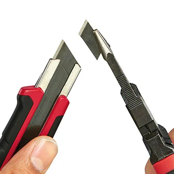 Milwaukee skalpel odlomivi 25mm 48221962 Milwaukee skalpel odlomivi 25mm 48221962