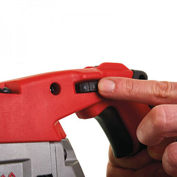 Milwaukee tračna aku testera 18V M18 CBS125-0 4933447150 Milwaukee tračna aku testera 18V M18 CBS125-0 4933447150