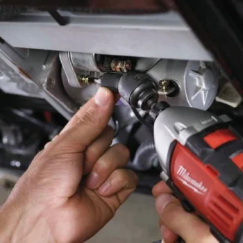 Milwaukee zglob za rad pod uglom 1/4” 4932459781 Milwaukee zglob za rad pod uglom 1/4” 4932459781