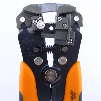 Neo klešta za sečenje izolacije kabla 0,2-6 mm2 205mm 01-500 Neo klešta za sečenje izolacije kabla 0,2-6 mm2 205mm 01-500