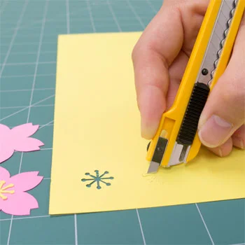 Olfa profesionalni skalpel 9mm A-3 Olfa profesionalni skalpel 9mm A-3