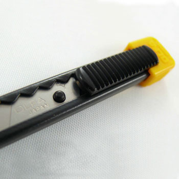 Olfa profesionalni skalpel 9mm S-2