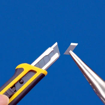 Olfa profesionalni skalpel 9mm XA-1 Olfa profesionalni skalpel 9mm XA-1