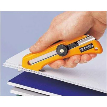 Olfa profesionalni skalpel 18mm CL Olfa profesionalni skalpel 18mm CL