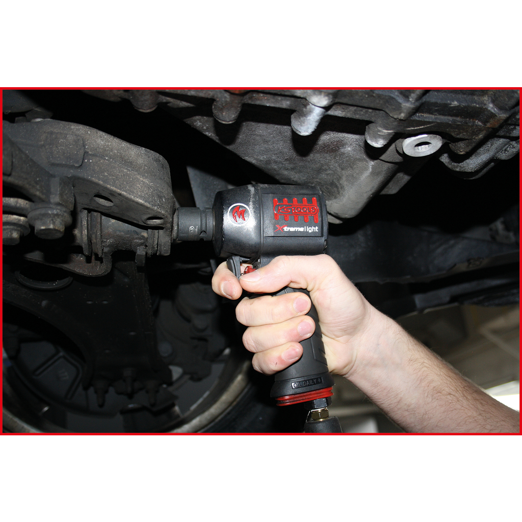 KS Tools pneumatski udarni odvijač miniMONSTER Xtremelight 1390Nm 3/8 KS Tools pneumatski udarni odvijač miniMONSTER Xtremelight 1390Nm 3/8