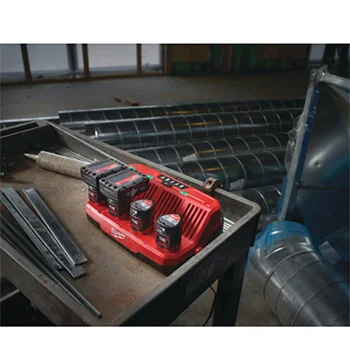 Milwaukee punjač za baterije M12 C4 4932430554-2