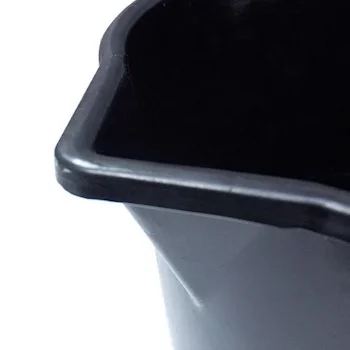 Qbrick građevinska kanta sa levkom 16l patrol 33276 Qbrick građevinska kanta sa levkom 16l patrol 33276