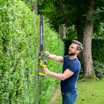 Ryobi aku trimer za živu ogradu 18V ONE+™ RY18HT55A-0 Ryobi aku trimer za živu ogradu 18V ONE+™ RY18HT55A-0