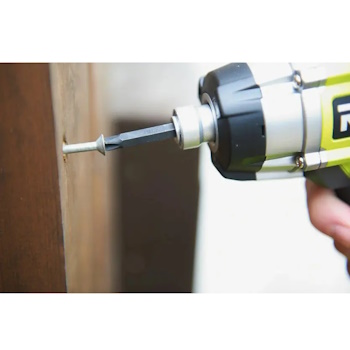 Ryobi aku udarni odvijač 220Nm ONE+ 18V RID1801M Ryobi aku udarni odvijač 220Nm ONE+ 18V RID1801M