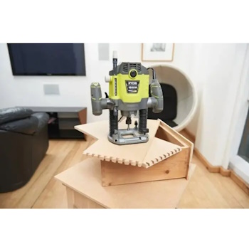 Ryobi električna glodalica 1600W RRT1600-K Ryobi električna glodalica 1600W RRT1600-K