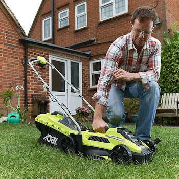 Ryobi električna kosačica za travu 1300W RLM13E33S Ryobi električna kosačica za travu 1300W RLM13E33S
