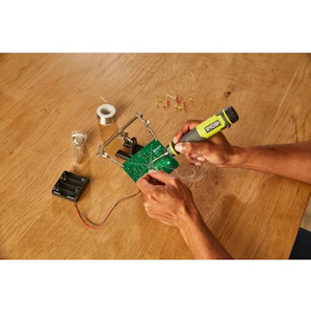Ryobi kompaktna bežična lemilica USB Lithium™ 4V (2.0Ah) RSI4-120G Ryobi kompaktna bežična lemilica USB Lithium™ 4V (2.0Ah) RSI4-120G