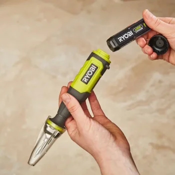 Ryobi kompaktna bežična lemilica USB Lithium™ 4V (2.0Ah) RSI4-120G Ryobi kompaktna bežična lemilica USB Lithium™ 4V (2.0Ah) RSI4-120G