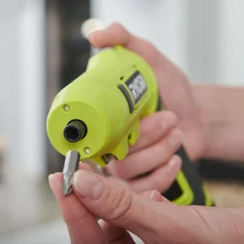 Ryobi kompaktni bežični okretni odvijač USB Lithium™ 4V (2.0Ah) RSDP4-120G Ryobi kompaktni bežični okretni odvijač USB Lithium™ 4V (2.0Ah) RSDP4-120G
