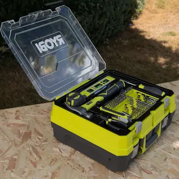 Ryobi set aku alata u koferu - aku bušilica plus ručni alat i pribor RDD18-2C20TAH-4