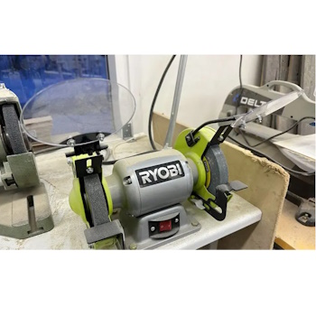 Ryobi stona dvostrana brusilica 250W RBG6G1 Ryobi stona dvostrana brusilica 250W RBG6G1