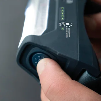 Scangrip punjiva LED prednja lampa sa senzorom I-VIEW 03.6212 Scangrip punjiva LED prednja lampa sa senzorom I-VIEW 03.6212