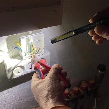 Scangrip punjiva LED lampa olovka sa preciznim gornjim svetlom WORK PEN 200 R 200lm 03.5127-4 Scangrip punjiva LED lampa olovka sa preciznim gornjim svetlom WORK PEN 200 R 200lm 03.5127-4