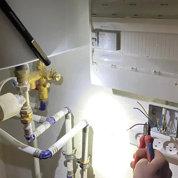 Scangrip punjiva LED lampa olovka sa preciznim gornjim svetlom WORK PEN 200 R 200lm 03.5127-5 Scangrip punjiva LED lampa olovka sa preciznim gornjim svetlom WORK PEN 200 R 200lm 03.5127-5