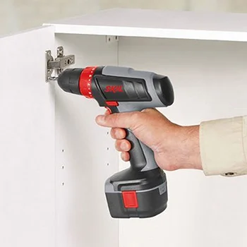 Skil akumulatorska bušilica/odvrtač 12V 1,2Ah 2016 AA Skil akumulatorska bušilica/odvrtač 12V 1,2Ah 2016 AA