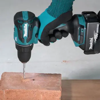 Makita DHP490RFJ akumulatorska udarna bušilica-odvijač 18V LXT, 65 Nm, 2x3,0 Ah-3 Makita DHP490RFJ akumulatorska udarna bušilica-odvijač 18V LXT, 65 Nm, 2x3,0 Ah-3