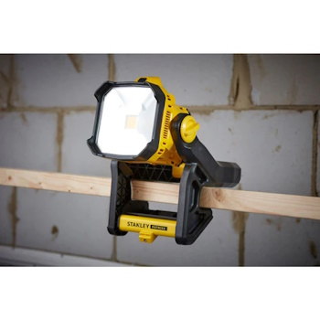 Stanley aku Led reflektor 18V SFMCL030B-XJ Stanley aku Led reflektor 18V SFMCL030B-XJ
