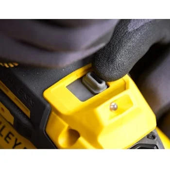 Stanley aku udarni odvijač Solo 18V SFMCF940B-XJ Stanley aku udarni odvijač Solo 18V SFMCF940B-XJ