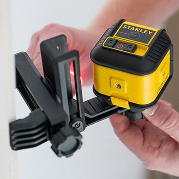 Stanley Cross 90 laser - 3 linije - crveni zrak STHT77502-1 Stanley Cross 90 laser - 3 linije - crveni zrak STHT77502-1