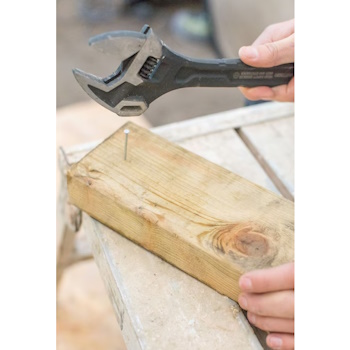 Stanley podesivi ključ i pajser 250mm FMHT0-75081 Stanley podesivi ključ i pajser 250mm FMHT0-75081