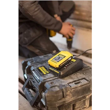 Stanley punjač 14,4-18V FMC692L-QW Stanley punjač 14,4-18V FMC692L-QW