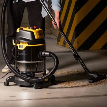 Stanley Inox usisivač za mokro i suvo usisavanje 1600W 30l SXVC30XTDE Stanley Inox usisivač za mokro i suvo usisavanje 1600W 30l SXVC30XTDE