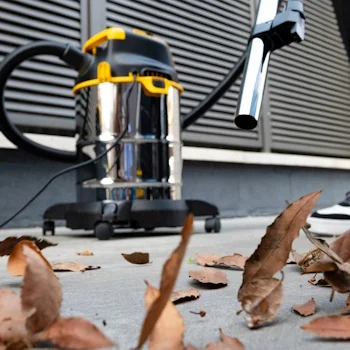 Stanley Inox usisivač za mokro i suvo usisavanje 1600W 30l SXVC30XTDE Stanley Inox usisivač za mokro i suvo usisavanje 1600W 30l SXVC30XTDE