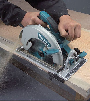 Makita ručna kružna testera 210mm 5008MG-1