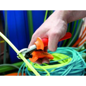 Unior klešta za odsecanje kabla 230mm 580/1VDEBI 610441 Unior klešta za odsecanje kabla 230mm 580/1VDEBI 610441