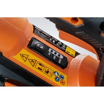 Villager Fuse akumulatorski duvač za lišće VBV 2420 88682 + POKLON Fuse set baterija 1.5Ah + punjač 2.4A-4