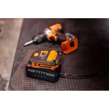 Villager Fuse set baterija 1.5Ah + punjač 2.4A 067112-1