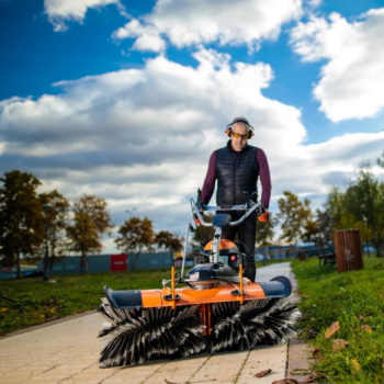 Villager motorni čistač VSS 100 Villager motorni čistač VSS 100