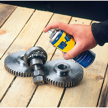 WD-40 univerzalni sprej 400ml WD-40 univerzalni sprej 400ml