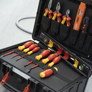 Wiha električarski set alata u koferu, 18-delni W45530 Wiha električarski set alata u koferu, 18-delni W45530