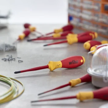 Wiha odvijač električarski krstasti tanki PZ 2x100 W363307-3