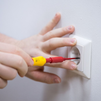 Wiha set odvijača sa držačem bitova električni SlimVario® 16/1 W36068 Wiha set odvijača sa držačem bitova električni SlimVario® 16/1 W36068