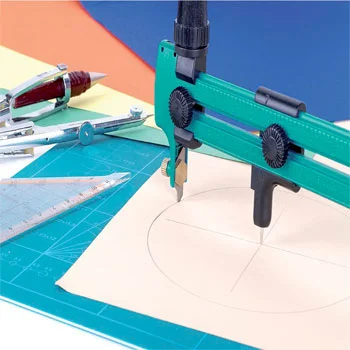 Wolfcraft šestar za papir sa magacinom za sečiva 230 mm 4151000 Wolfcraft šestar za papir sa magacinom za sečiva 230 mm 4151000