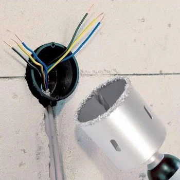 Wolfcraft krunasta testera HM Ø33 mm komplet sa drškom i burgijom za centriranje 8913000 Wolfcraft krunasta testera HM Ø33 mm komplet sa drškom i burgijom za centriranje 8913000